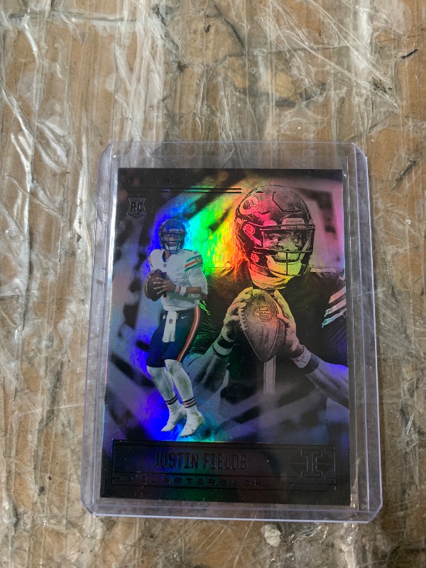 Photo 1 of Panini 2021 Illusions Justin Fields Rookie #62 Chicago Bears NFL Football Card