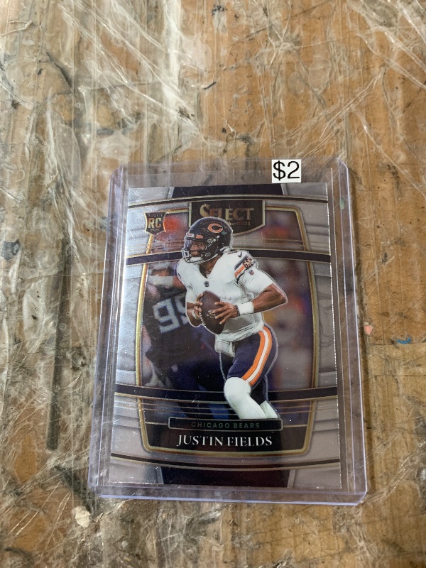 Photo 1 of 2021 Select Justin Fields RC #50 Concourse Chicago Bears
