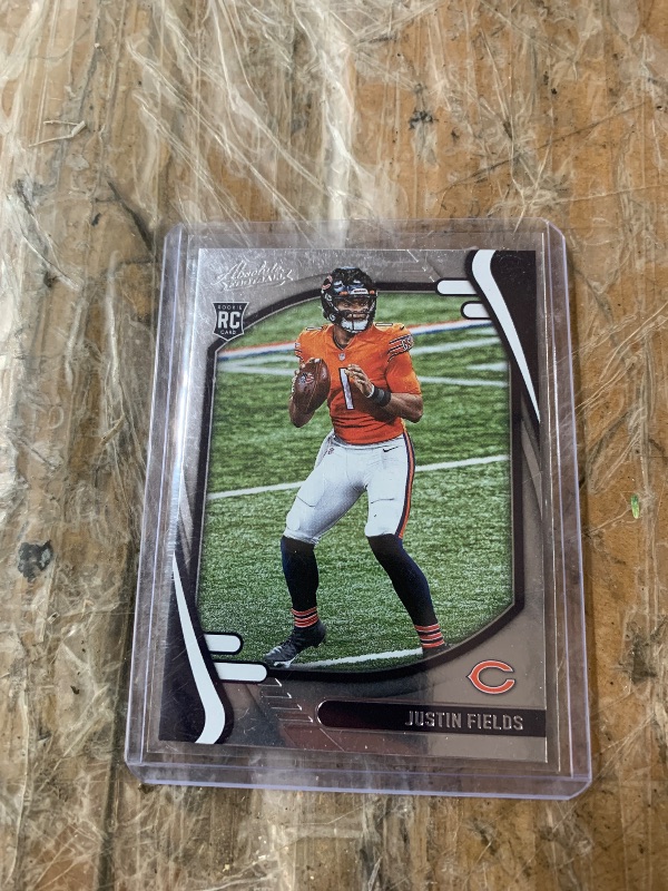 Photo 1 of Justin Fields 2021 Panini Absolute - Rookies #108 (RC)