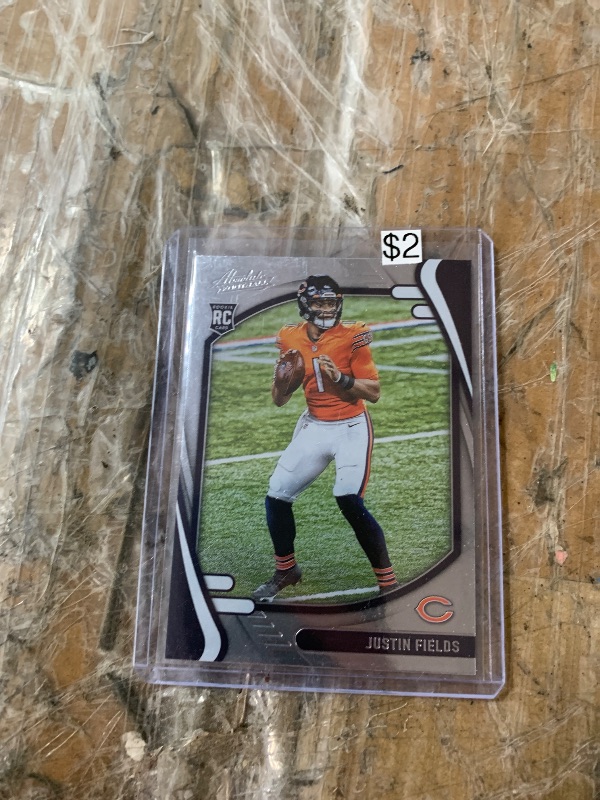 Photo 1 of Justin Fields 2021 Panini Absolute - Rookies #108 (RC) Chicago Bears