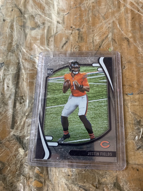 Photo 1 of Justin Fields 2021 Panini Absolute - Rookies #108 (RC) Chicago Bears