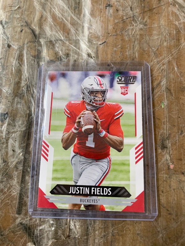 Photo 1 of Justin Fields #302 [Rookie] 2021 Panini Score Ohio State