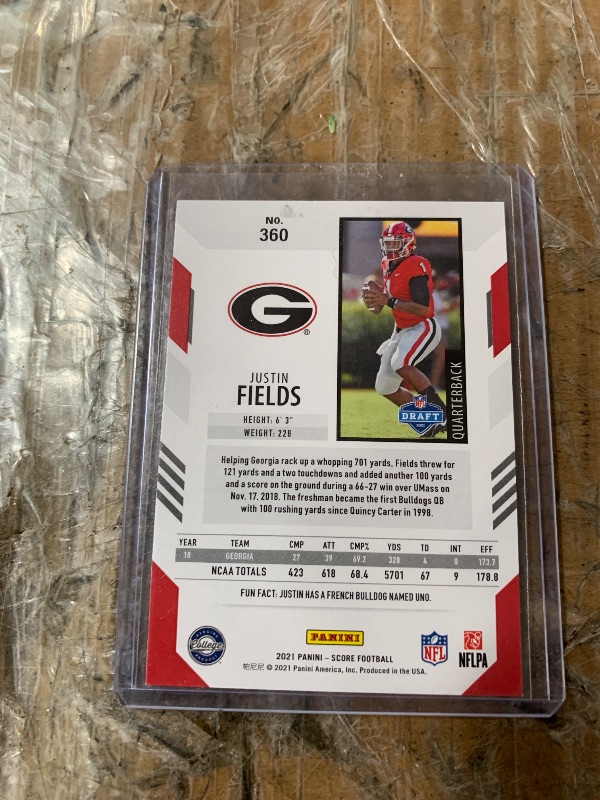 Photo 1 of 2021 Panini Score #360 Justin Fields Rookie