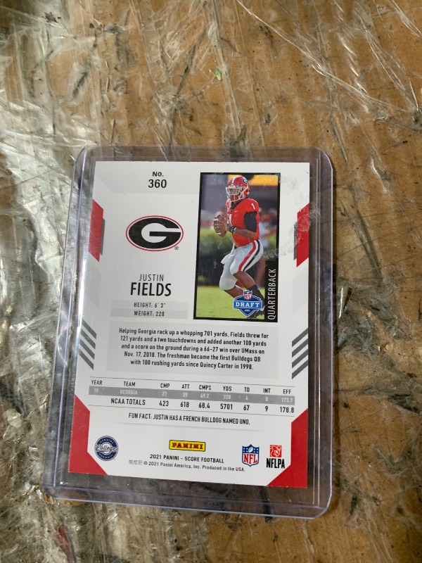Photo 1 of 2021 Panini Score #360 Justin Fields Rookie