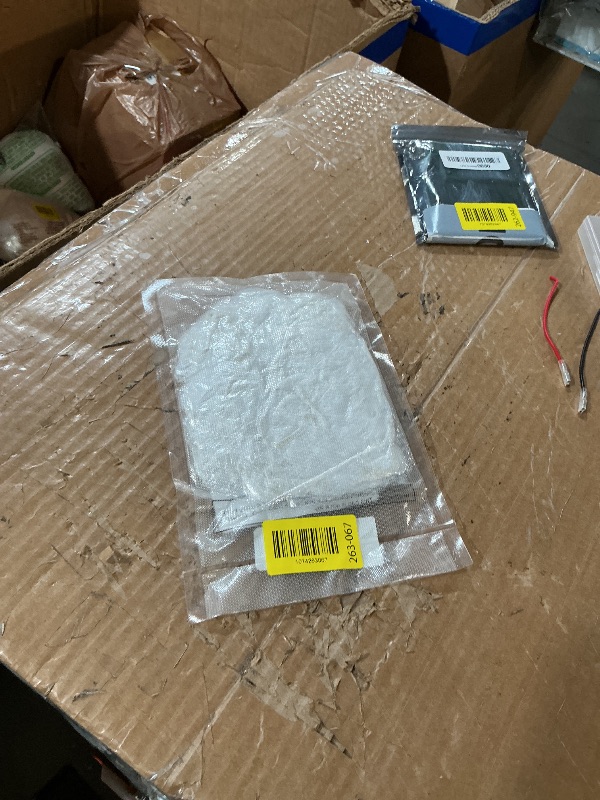 Photo 1 of ***MISSING PARTS***
Outus 100 Pack Clear Disposable Ear Covers Plastic Waterproof Ear Protectors for Shower, Hair Dye, Bathing