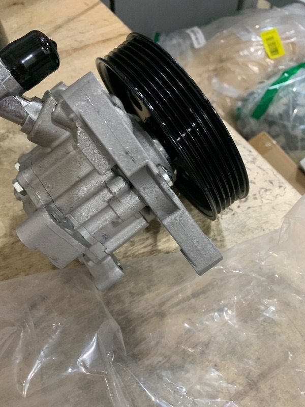 Photo 1 of 0044669101 Power Steering Pump Compatible For Mercedes Benz GL450 GL550 ML350 ML550 2006-2012