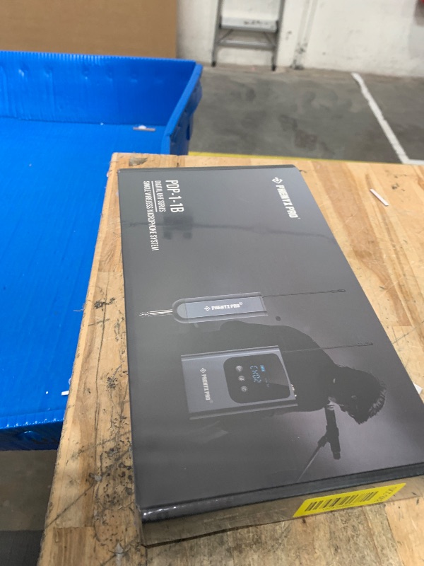 Photo 1 of **FACTORY SEALED** Phenyx Pro Single Digital Wireless Microphone System, w/Mini Receiver, Bodypack Transmitter,15 Channels in 900MHz UHF Band, Headset/Lapel Microphone for Karaoke, Singer, Church, Wedding (PDP-1-1B)