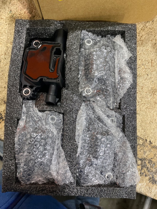 Photo 1 of ********MISSING THE SPARK PLUGS AND CABLES*********
8PCS Square Ignition Coil Pack and Iridium Spark Plugs with Wires for 5.3L V8 Compatible with Chevy 1999-2013 Silverado 1500 GMC Sierra 1500 Suburban Tahoe Avalanche Yukon Envoy, UF413, 94567, 9748GG