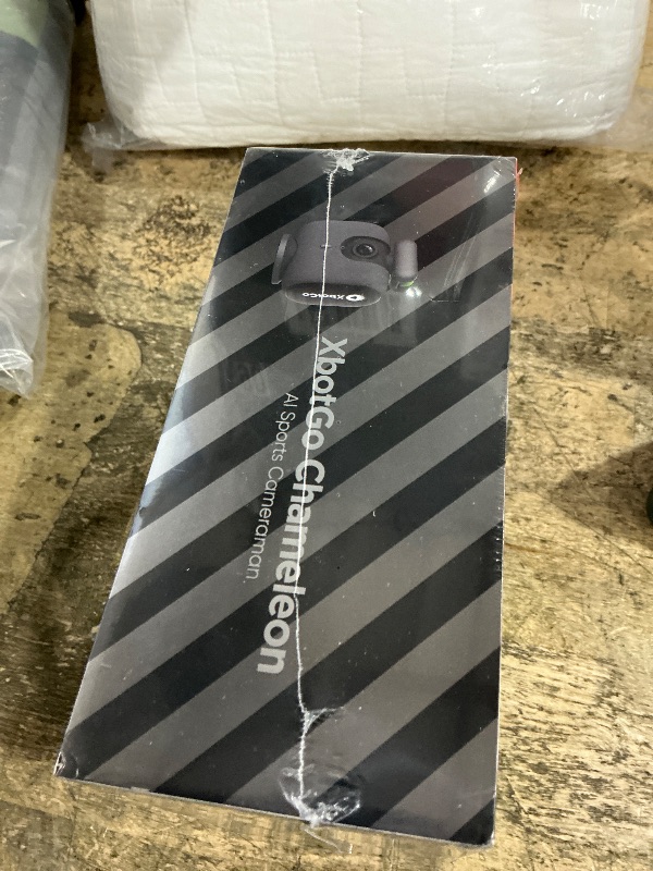 Photo 1 of *** FACTORY SEALED *** XbotGo Chameleon AI Auto Sports Action Camera - 4K 60FPS Soccer Camera and Basketball Tracking Camera for Team Sports, Live Streaming, No Subscription, Works with iOS & Android (Lemon Green)