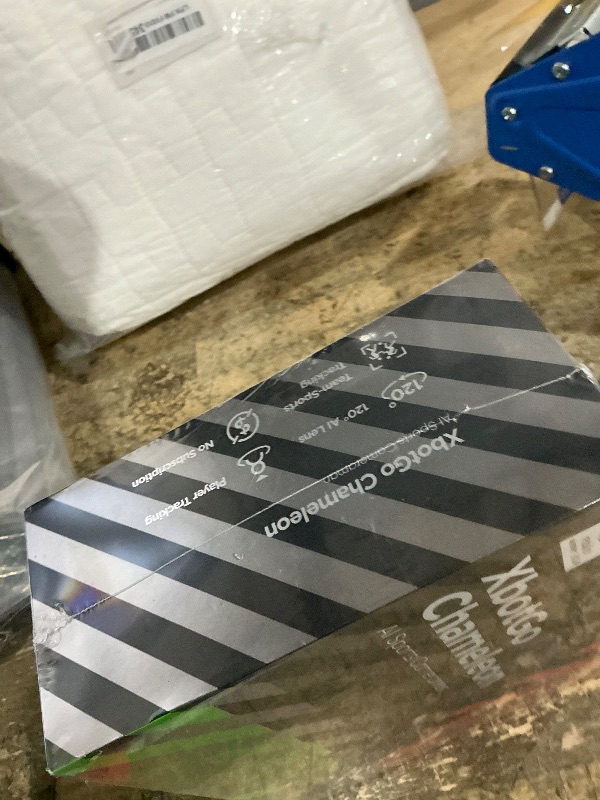 Photo 1 of *** FACTORY SEALED *** XbotGo Chameleon AI Auto Sports Action Camera - 4K 60FPS Soccer Camera and Basketball Tracking Camera for Team Sports, Live Streaming, No Subscription, Works with iOS & Android (Lemon Green)