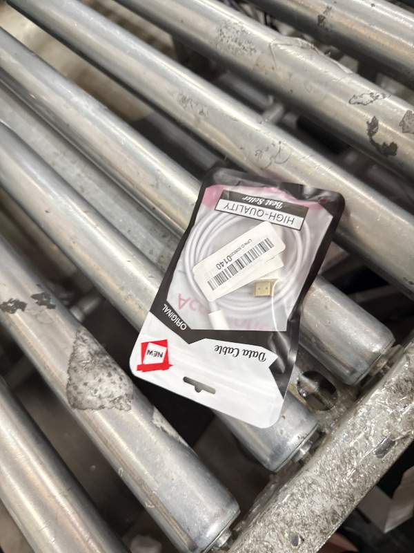 Photo 1 of [Apple MFi Certified] Apple Lightning to HDMI Cable Adapter, 1080P Lightning to Digital AV Adapter Sync Screen Connector Compatible for iPhone 14 13 12 11 Pro Max XS XR X 8 to HD TV Projector Monitor