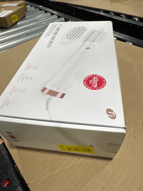 View 3 of **USED** "T3 AireBrush Duo Interchangeable Hot Air Blow Dry Brush with Two Attachments Includes 15 Heat and Speed Combinations, T3 IonFlow Technology, Volume Booster Switch, Lock-in Cool Shot"