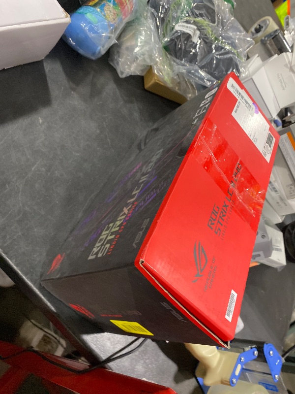 Photo 1 of ASUS ROG Strix LC II 240 All-in-one AIO Liquid CPU Cooler 240mm Radiator, Intel LGA1700, 115x/2066 and AMD AM4/TR4 Support,2x120mm 4-pin PWM Fans, 6 Year Warranty