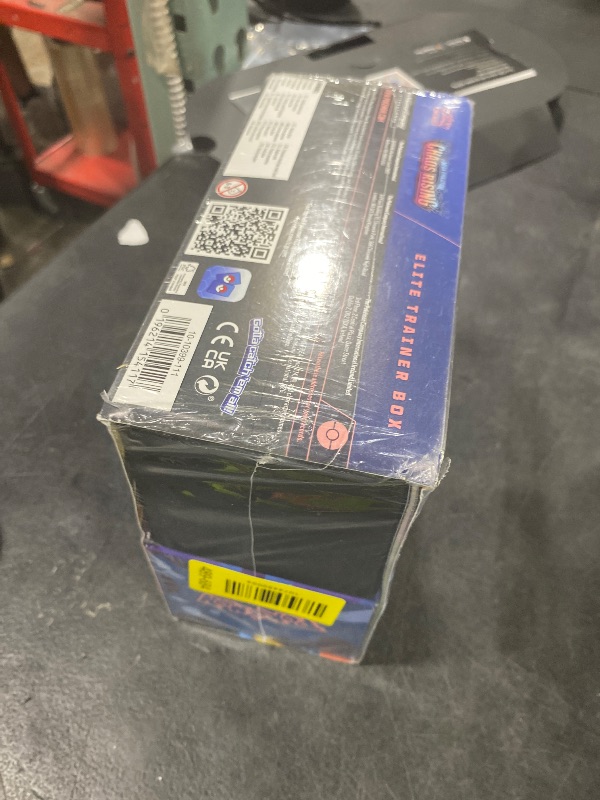 Photo 1 of Pokémon TCG: Mega Evolution—Chaos Rising Elite Trainer Box