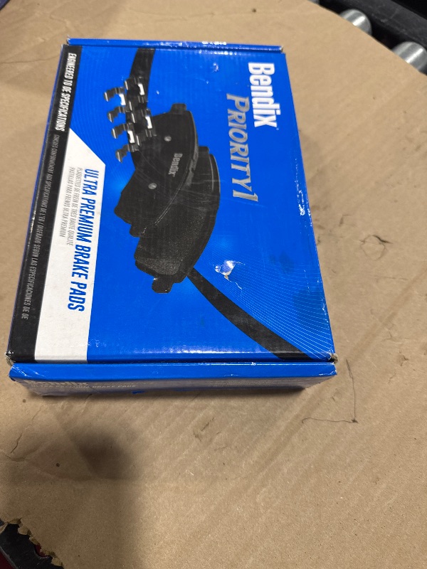 Photo 1 of Bendix Priority1 CFC1611 Ceramic Front Brake Pads for Ford Explorer 2013-2012, Flex 2012, Flex 2017, Taurus 2016-2013, Lincoln MKS 2014