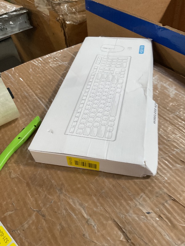 Photo 1 of ***MISSING PARTS***
Wireless Keyboard and Mouse Combo, Full-Sized Wireless Keyboard and Adjustable DPI Mouse, 2.4GHz USB Receiver, Keyboard and Mouse for PC, Windows, Desktop, Laptop (Wine Red-B)