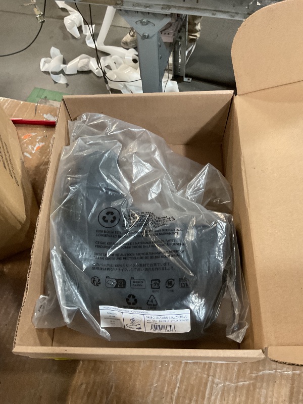 Photo 1 of ***MISSING PARTS***
Lands' End Expedition Max Waterproof Insulated Womens Snow Boots, Winter Boots for Women, Medium or Wide Width Sizes 6 to 11, Black, Brown, Blue, White or Grey Winter Shoes - Black, 8.5 Medium