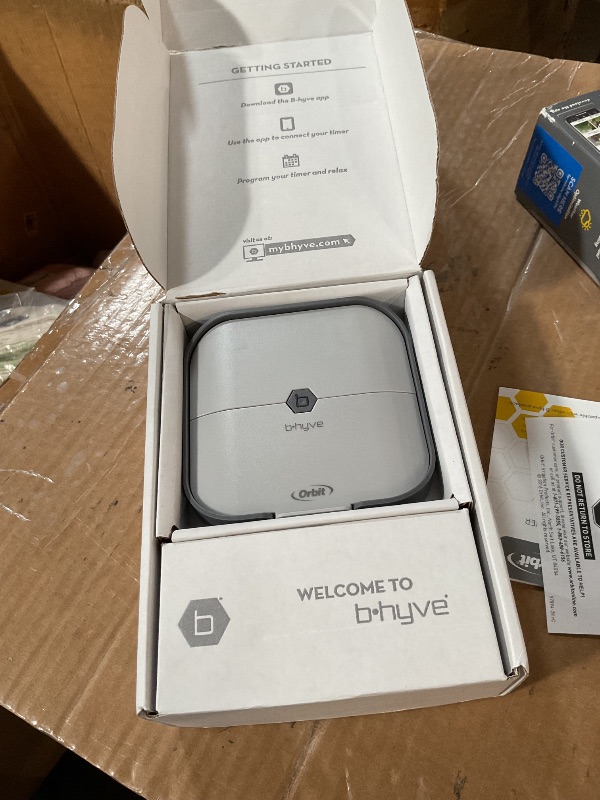 Photo 1 of * may have a broken power plug**
Orbit 57915 B-hyve 4-Zone Indoor Smart Sprinkler Controller