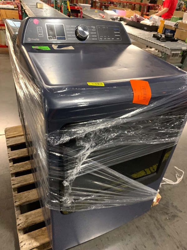 Photo 1 of ***DAMAGED - SEE NOTES/PICTURES***
27 Inch Smart Electric Dryer with 7.3 Cu.Ft. Capacity, Fabric Refresh, Tangle Control, Steam Cycle, Sanitize Cycle, My Cycle, Quick Dry, Sensor Dry, Eco Dry, and Energy Star Qualified: Sapphire Blue
