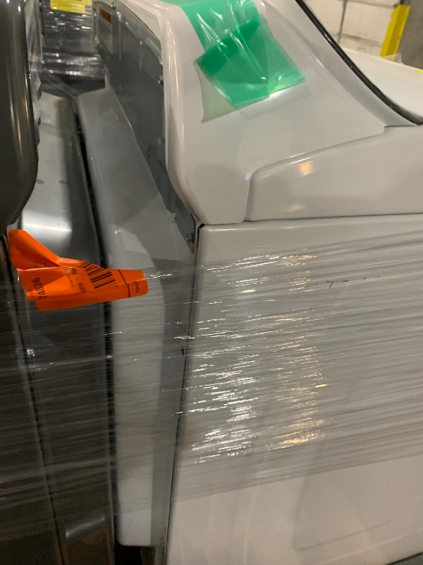 Photo 1 of ***DAMAGED - SEE NOTES/PICTURES***
Whirlpool® 7.4 Cu. Ft. White Front Load Electric Dryer
