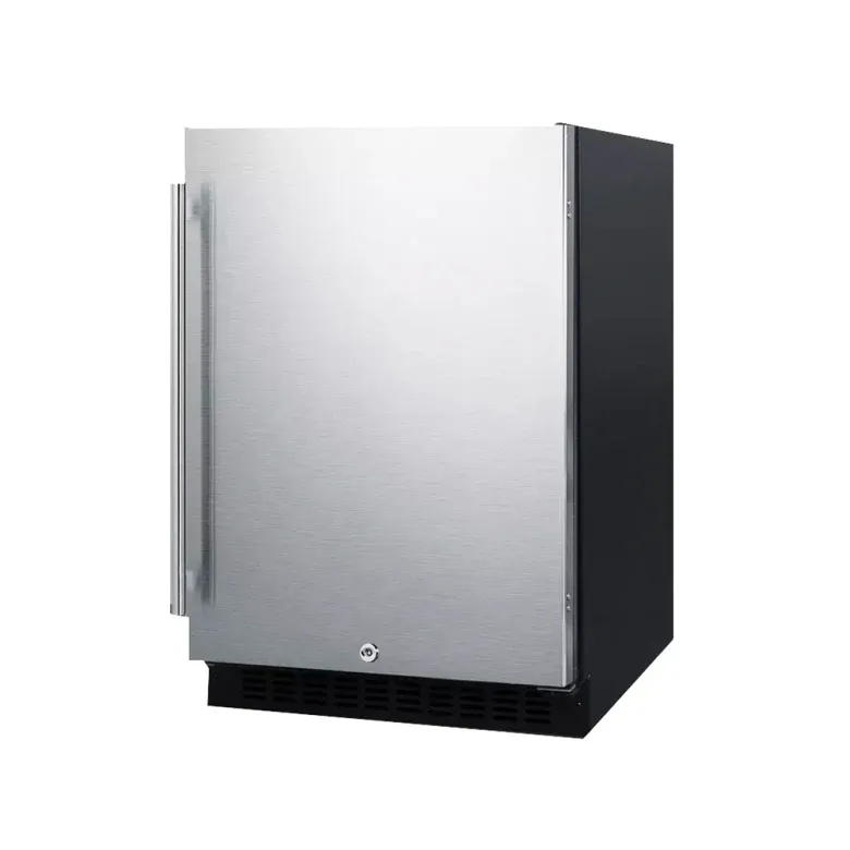 Photo 1 of ***DAMAGED - SEE NOTES/PICTURES***
Summit AL54 24" W Undercounter Refrigerator w/ (1) Section & (1) Door, 115v