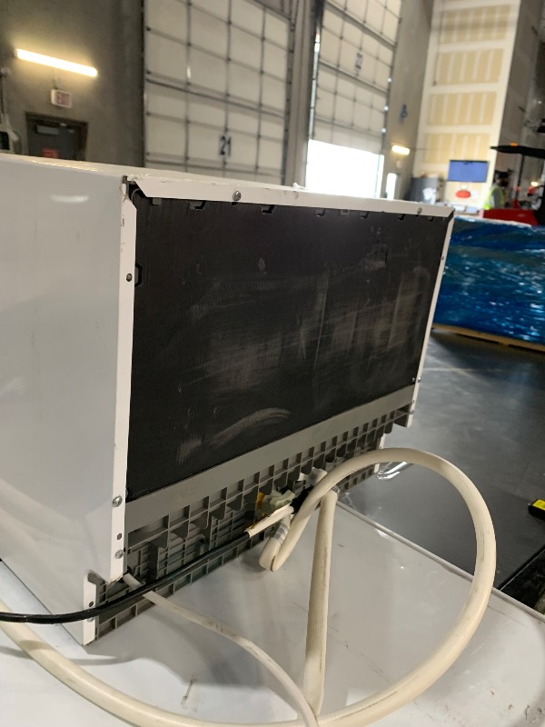 Photo 1 of ***DAMAGED - SEE NOTES/PICTURES***
21 in. White LED Portable Countertop 120-Volt Dishwasher with 7 Cycles with 6 Place Settings Capacity
