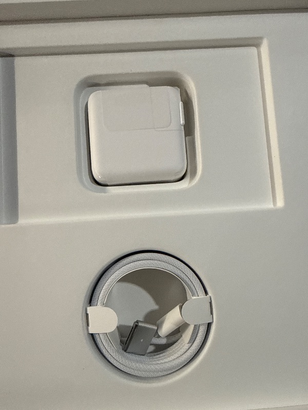 Photo 1 of ***FACTORY SEALED OPENED FOR INSPECTIONS***Apple 2025 MacBook Air 13-inch Laptop with M4 chip: Built for Apple Intelligence, 13.6-inch Liquid Retina Display, 16GB Unified Memory, 256GB SSD Storage, 12MP Center Stage Camera, Touch ID; Silver