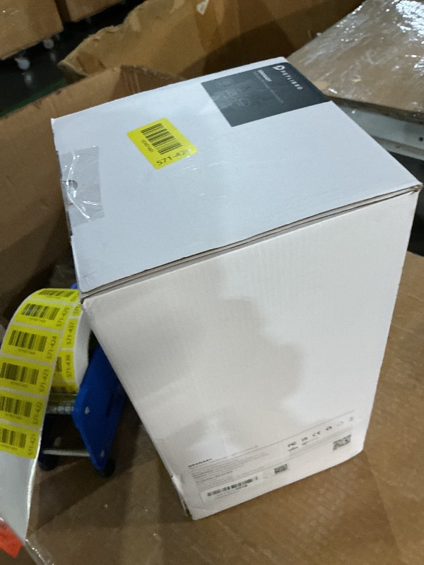 Photo 1 of ***MISSING PARTS*** MISSING BOWL** 
PETLIBRO Automatic Cat Feeder, 5G WiFi Automatic Dog Food Dispenser with Freshness Preservation, 5L Timed Pet Feeder with Low Food Sensor, Up to 10 Meals Per Day, Granary Black