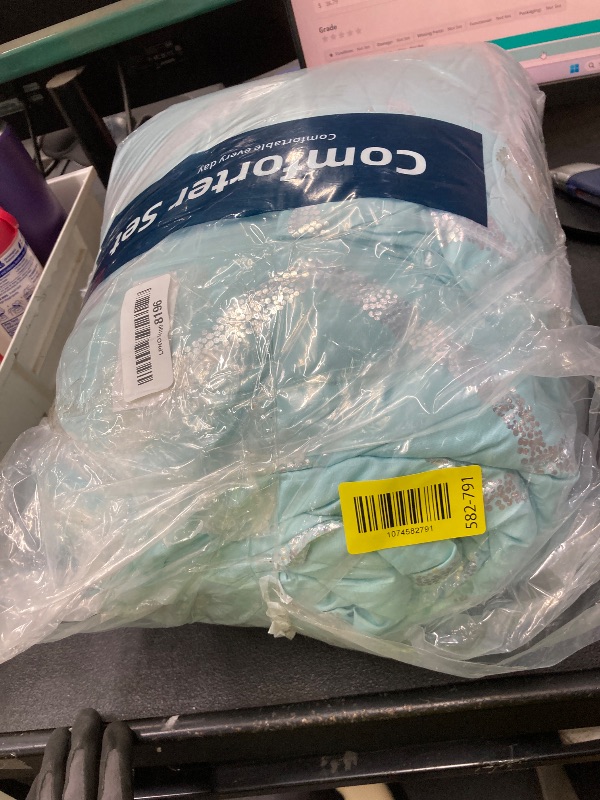 Photo 1 of *Comforter has a cut* Menghomeus Aqua Comforter Set King Metallic Teal and Silver Bed Comforter 4 Piece Soft Microfiber Bedding for Teen Girls Women (2 Pillow Shams + 1 Decorative Pillow Sham)