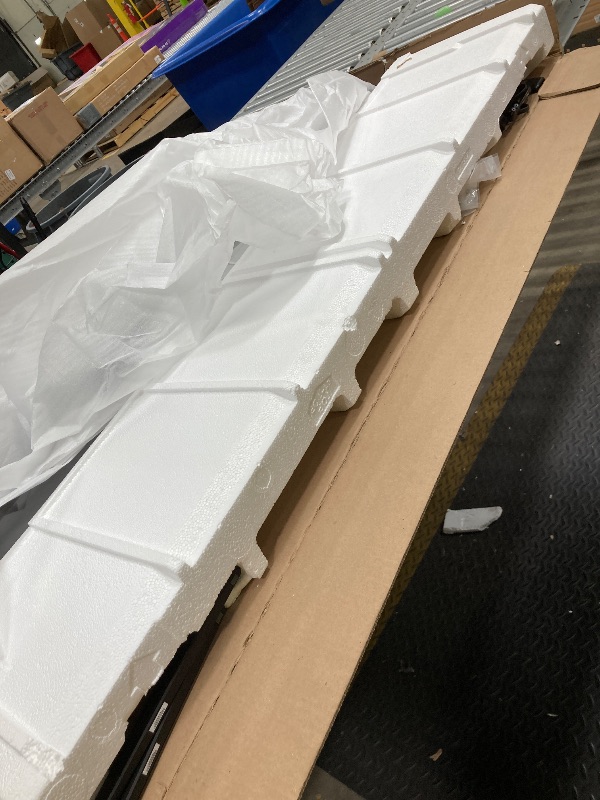 Photo 1 of *NO RETURNS/NO REFUNDS* *Screen cracked* Samsung 55-Inch Class QLED Q7F Series Samsung Vision AI Smart TV (2025 Model, 55Q7F) Quantum HDR, Object Tracking Sound Lite, Q4 AI Gen1 Processor, 4K upscaling, Gaming Hub, Alexa Built-in