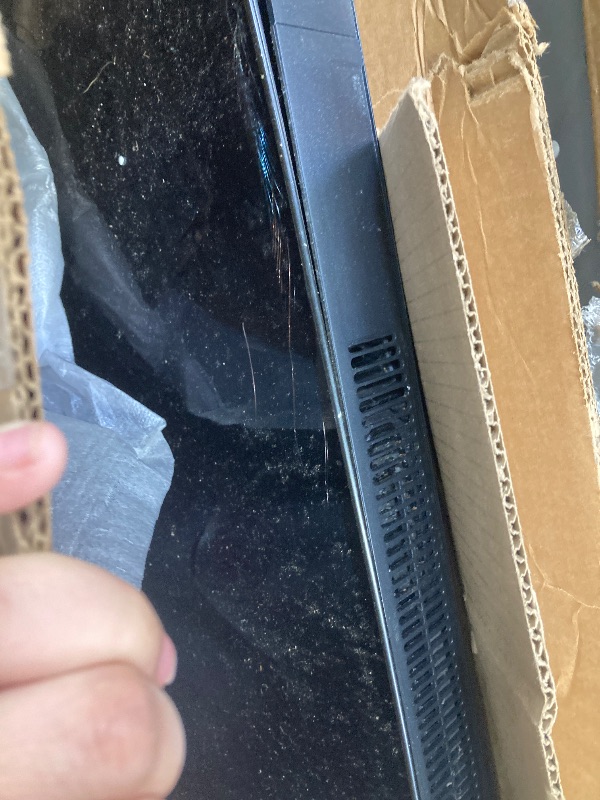 Photo 1 of **The screen is cracked; no returns or refunds accepted.**LG 55-Inch Class OLED evo AI Super Upscaling 4K G5 Series Smart TV w/Dolby Atmos & Vision, HDR10, Filmmaker Mode, Wow Orchestra, Alexa Built-in (OLED55G5WUA, 2025)