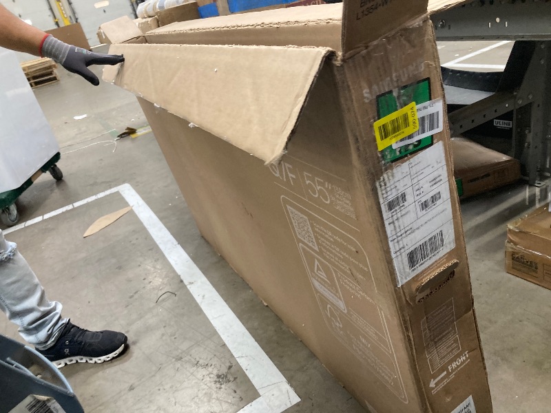Photo 1 of **Returns and refunds are not accepted.*Samsung 55-Inch Class QLED Q7F Series Samsung Vision AI Smart TV (2025 Model, 55Q7F) Quantum HDR, Object Tracking Sound Lite, Q4 AI Gen1 Processor, 4K upscaling, Gaming Hub, Alexa Built-in