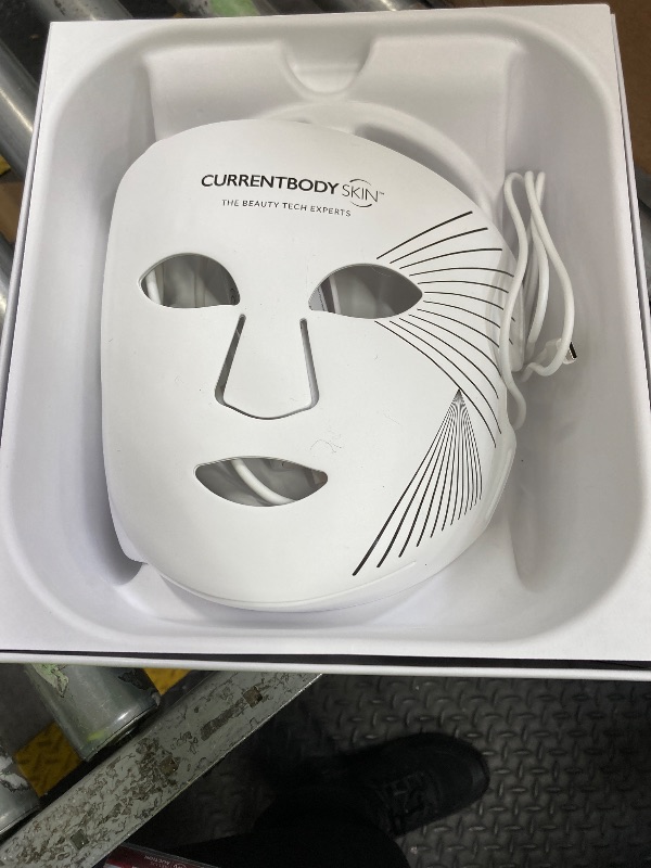 Photo 1 of ***SELLING AS PARTS ONLY-NON-FUNCTIONAL*** CurrentBody Skin LED Light Therapy Mask: Series 2