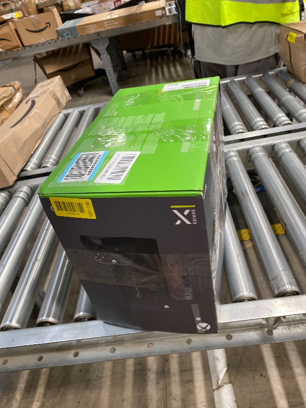 Photo 1 of ***PARTS ONLY****Xbox Series X - Gaming Console - 1TB SSD - Includes Wireless Controller - 4K Gaming - 120FPS - Carbon Black