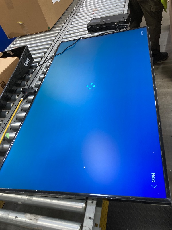 Photo 1 of ***DAMAGED SCREEN -SELLING AS PARTS ONLY*** Samsung 55-Inch Class The Frame LS03F 4K QLED Smart TV (2025 Model) Slim Fit Wall Mount, Modern Frame Design, NQ4 AI Gen2 Processor, Art Mode, Artful Picture Quality, Samsung Vision AI, Alexa Built-in