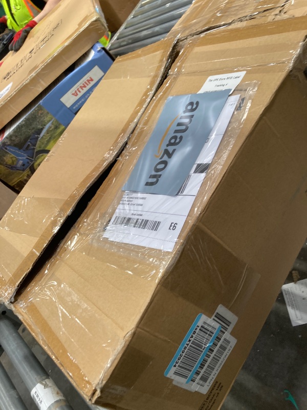 Photo 1 of ***It is used; it is unknown whether any parts are missing, and it is unknown whether it functions 100%.****GLYLF Vibration Plate Exercise Machine, 130 Levels Full Body Workout Vibrating Plate for Lymphatic Drainage Weight Loss, 450 Lbs Capacity Shake Pla