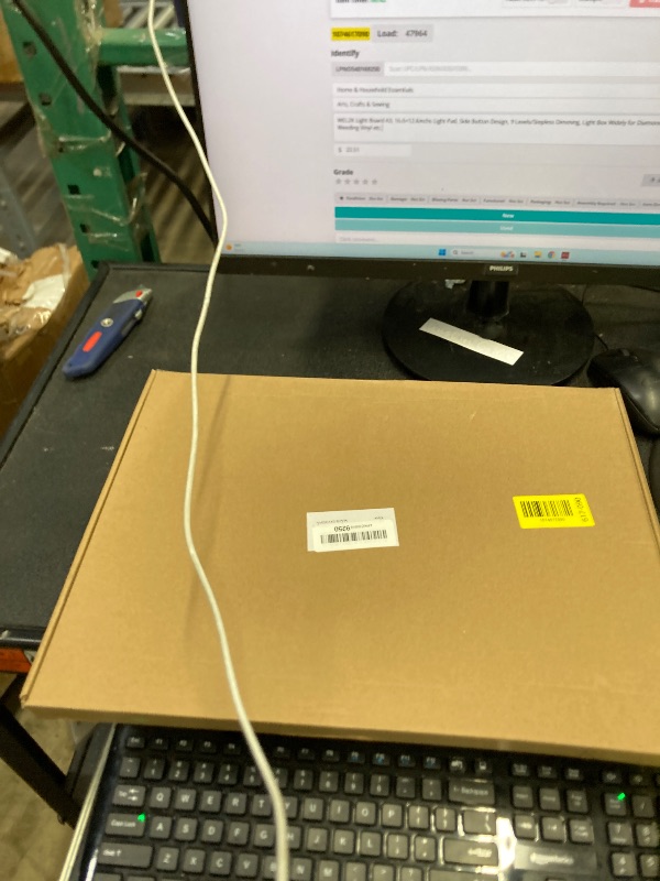 Photo 1 of ***MISSING PIN-SELLING AS IS ***WELZK Light Board A3, 16.6×12.6inchs Light Pad, Side Button Design, 9 Levels/Stepless Dimming, Light Box Widely for Diamond Painting, Tracing, Weeding Vinyl etc.