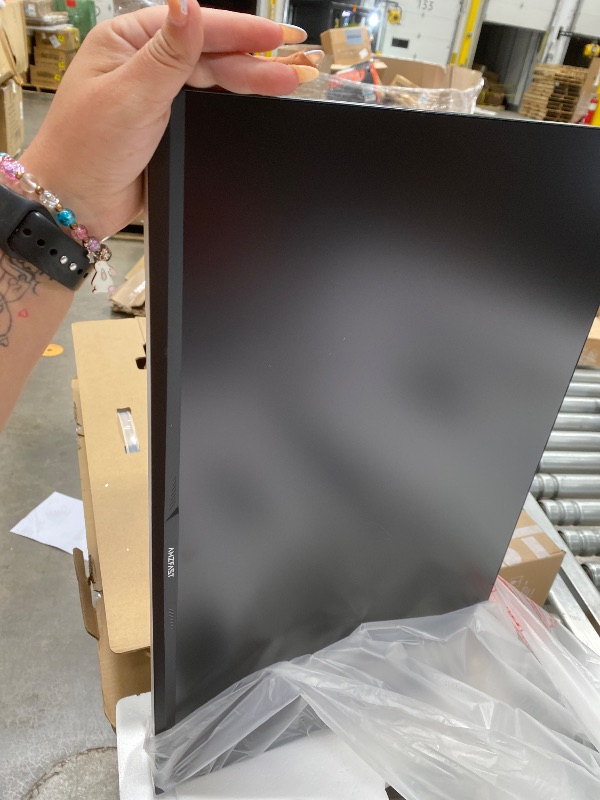 Photo 1 of ******MISSING THE PLUG************ NO REFUND***** NO RETURN******Amzfast 27 Inch 1440P 200Hz/180Hz White Gaming Monitor, MPRT 1ms 2K QHD, Fast IPS | HDR400 & TÜV Rheinland Eye Care & 12 Months Exchange, with HDMI & DP Cable