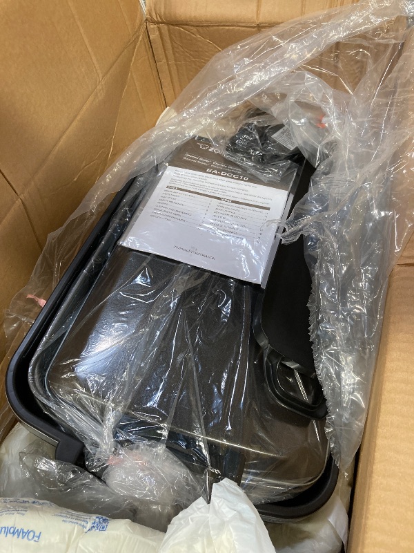 View 2 of ***DAMAGED -HANDLE - SELLING AS PARTS ONLY*** Zojirushi EA-DCC10 Gourmet Sizzler Electric Griddle, Stainless Brown Extra Large
