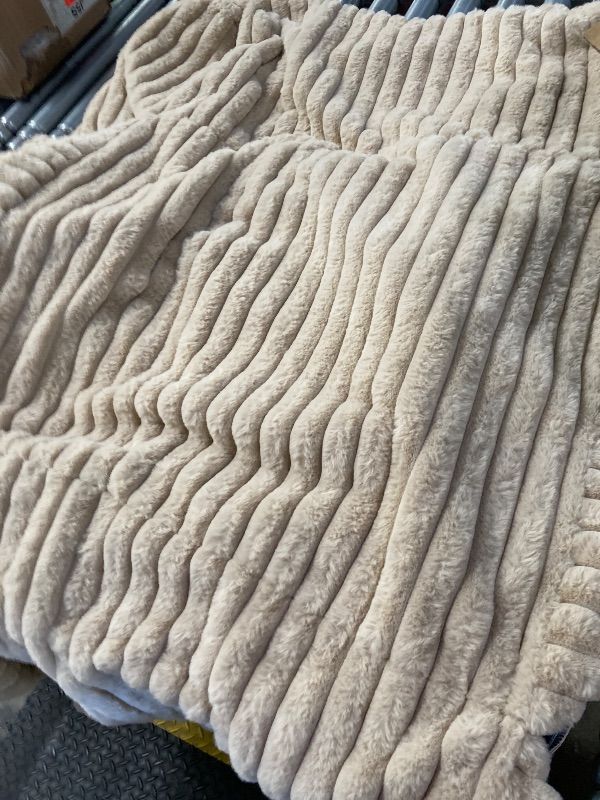 Photo 1 of ***MISSING PARTS SELLING AS IS *** Bean Bag Chairs for Adults Giant Bean Bag Chair Memory Foam BeanBag Chair Bean Bag Sofa with Filler Faux Fur Fireside Beanbags Lazy Sofa for Living Room Bedroom Office (Khaki, Large)
