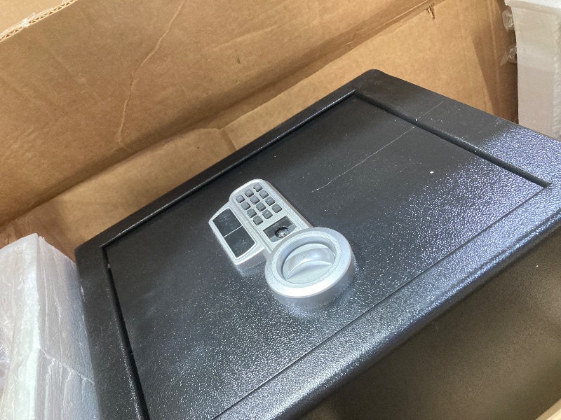 Photo 1 of ***MISSING KEY -SELLING AS IS HOME DECOR GAME ROOM *** SMALL SIZED HOME SAFE