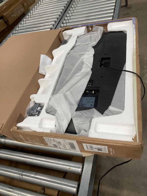 Photo 1 of ***DAMAGED -SELLING AS IS *** SAMSUNG 40-Inch Class Full HD F6000 Smart TV (2025 Model) HDR, Object Tracking Sound Lite, Knox Security, One UI Tizen, Smart TV