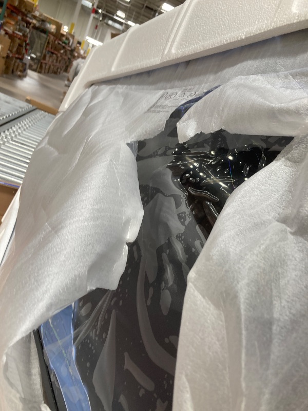 Photo 1 of ***DAMAGED -SELLING AS IS *** SAMSUNG 40-Inch Class Full HD F6000 Smart TV (2025 Model) HDR, Object Tracking Sound Lite, Knox Security, One UI Tizen, Smart TV