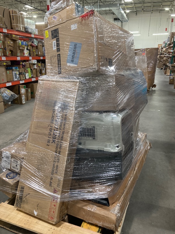 Photo 1 of ****** we  do not accept returns , no  refund ****Appliances: 15 boxes or more. Not everything is the same; these are mostly household items—specifically, items that are not working.
