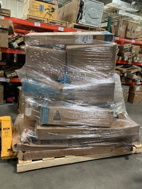 Photo 1 of ****** we  do not accept returns , no  refund ****Appliances: 15 boxes or more. Not everything is the same; these are mostly household items—specifically, items that are not working.

