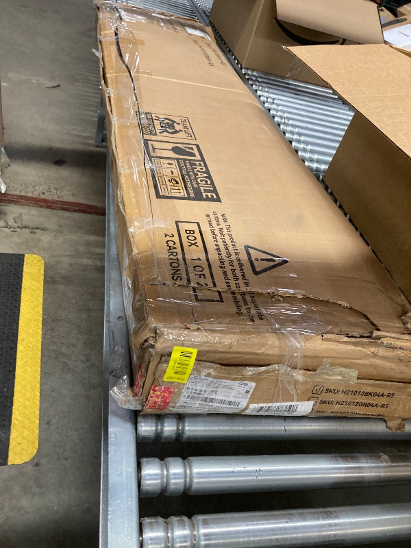 Photo 1 of **** MISSING 1 BOX ******* TV STAND
