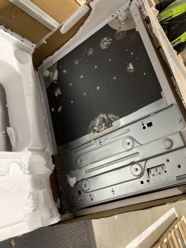 Photo 1 of ***PARTS ONLY***Midea MERC04C4BAWW Chest Freezer, 3.5 Cubic Feet Freezer With Removable Basket, Interior LED Light, Adjustable Temperature, For Kitchen Apartment Office, White