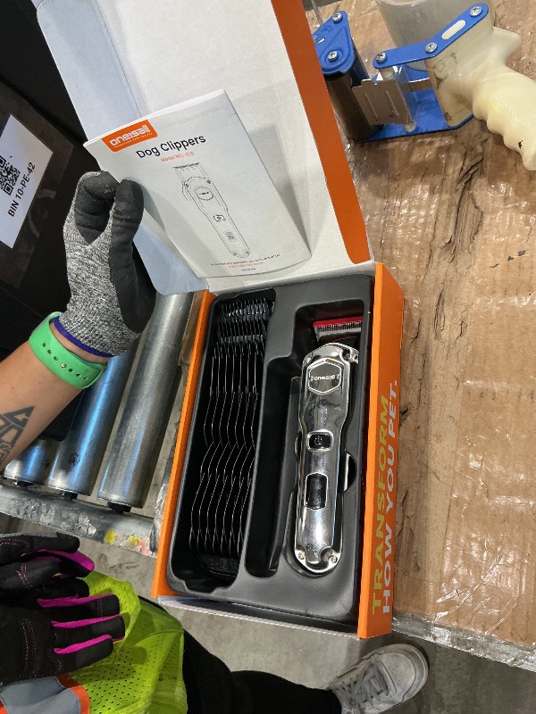 Photo 1 of **SOLD AS IS NO REFUND/RETURN** SEE COMMENTS!~
oneisall Dog Clippers for Grooming for Thick Heavy Coats/Low Noise Rechargeable Cordless Pet Shaver with Detachable Stainless Steel Blade/Waterproof Dog Shaver for Dogs Pets and Animals (Silver)