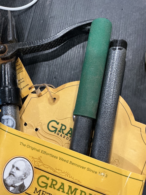 Photo 1 of [Minor Damage]Grampa's Metal Weeder - Stand Up Weed Puller Tool with Steel Long Handle - Made with All Steel Handle & 4-Claw Steel Head - Easily Remove Weeds Without Bending, Pulling, or Kneeling (Green)