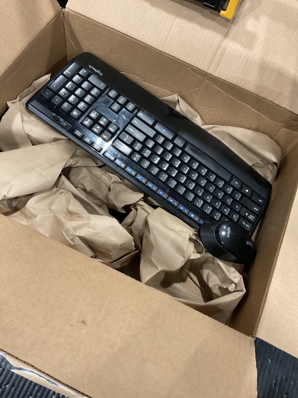 Photo 1 of **Untested**
Logitech MK345 Wireless Keyboard and Mouse Combo with Palm Rest, 2.4 GHz USB Receiver, Compatible with PC, Laptop, Black